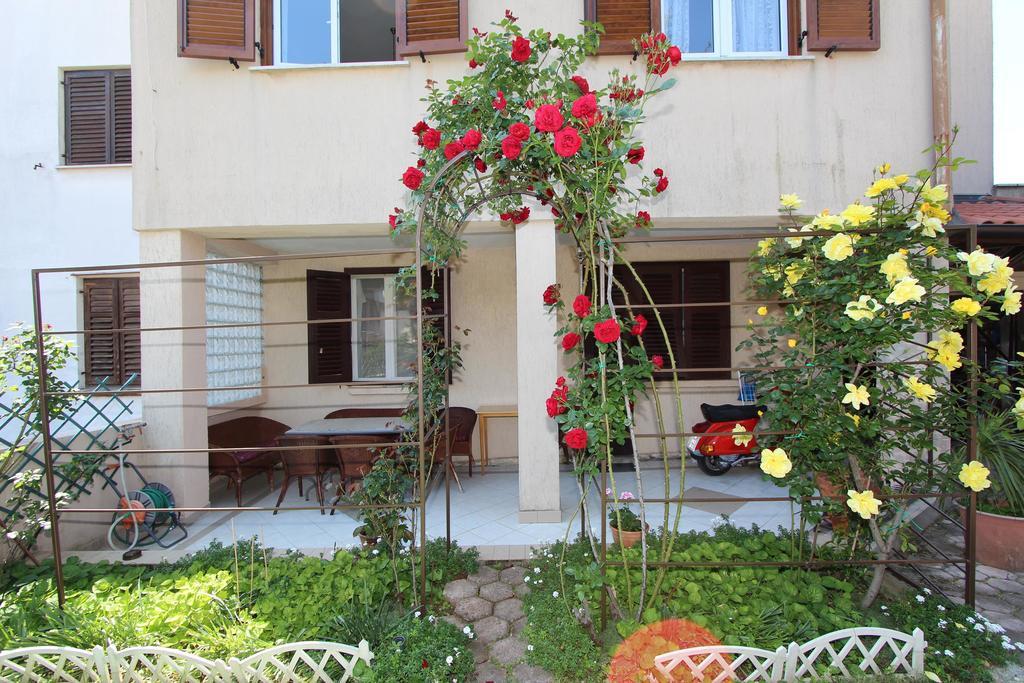 Guest House Aurora Rovinj Eksteriør billede